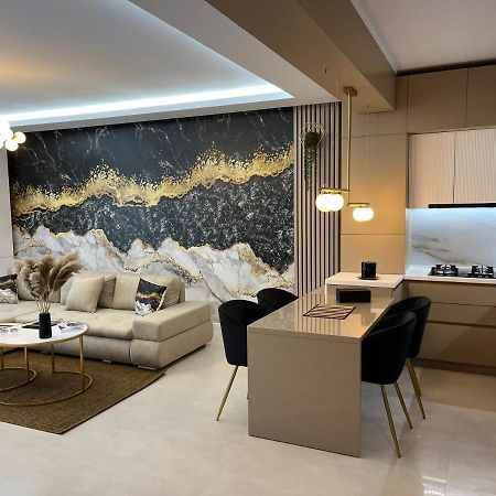 Sas 2 Luxury Apartments Mamaia Exteriör bild